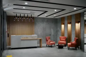 «MainStreet (Мейнстрит)»