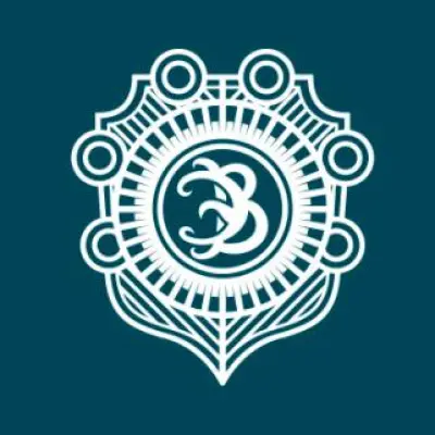 Эмеральд Вилладж (Emerald Village)